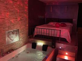 Sweetlove Spa，位于泰拉奇纳的酒店