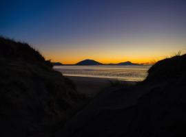Erris Coast Hotel，位于Geesala的酒店