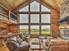 Galena Cabin with Wraparound Porch and Game Room!，位于加利纳的酒店