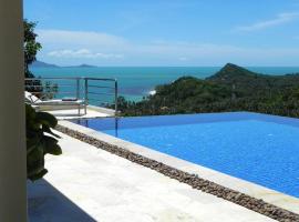 3 bedrooms villa at Tambon Mae Nam 500 m away from the beach with sea view private pool and furnished terrace，位于班邦宝的乡村别墅