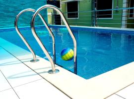 NARMADA POOl VILLA，位于Angādipuram的酒店
