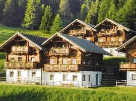 Chalet on Zettersfeld with Dolomites Views