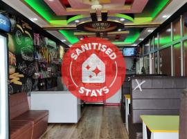 OYO 82385 Hotel Food Junction，位于Motīhāri的酒店
