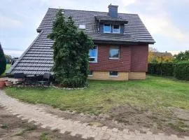Querenhorst, Unterkunft am Feld