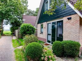 Bungalow 40 op Recreatiepark De Wielen，位于荷属圣马丁的酒店