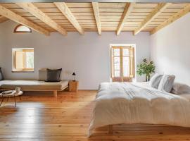 Cal Calsot Casa Rural "Adults Only"，位于Montellá的酒店