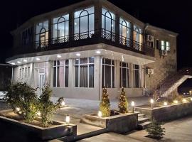 Yolyans Hotel，位于戈里斯的酒店