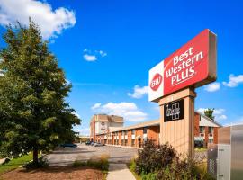 贝斯特韦斯特普拉斯滑铁卢酒店，位于滑铁卢的酒店