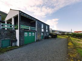 holiday home, Santo Amaro, Pico, Azores，位于Santo Amaro的度假屋