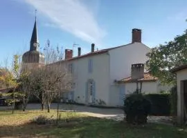 La Vieille Cure, SPA, Wifi à 20 min des plages