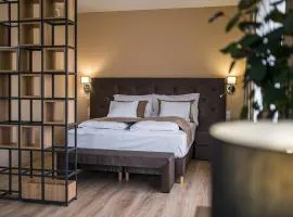 Kistücsök Food & Room