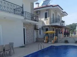 Fabulous 3 bedroom Apartment in Dalyan with pool