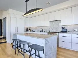 Luxury Long Beach Villa with Ocean Views!