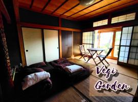 First floor Tatami room Local house stay- Vacation STAY 75395v，位于飞騨市的酒店