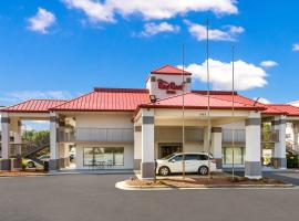 Red Roof Inn Fayetteville I-95，位于费耶特维尔的酒店