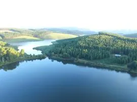 Stanford Lake lodge