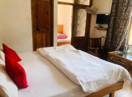 Hotel New Kanchanikoot，位于Rahla的酒店