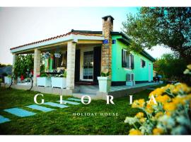 Holiday House Gloria Srima，位于斯里马的乡村别墅