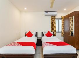 OYO Flagship 68475 HOTEL RAM NIVAS，位于Kurmannapalem的酒店
