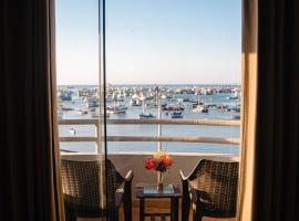 Hotel Marina Del Bay，位于Paita的酒店