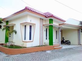 Karyakita Homestay Rumah Magelang，位于马格朗的酒店