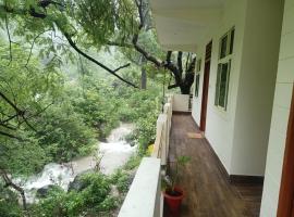 Shivanjal Wellness and Accommodation，位于瑞诗凯诗的酒店