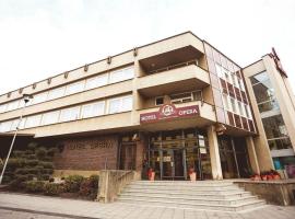 Hotel Opera，位于Jaroměřice nad Rokytnou的酒店