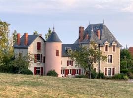 Château de la Combe，位于La Celle的度假屋