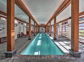 3 Mi to Ski! Luxe Retreat Near Sun Valley，位于黑利的酒店