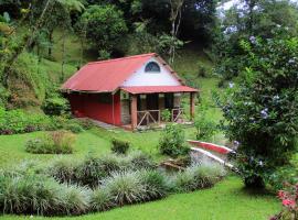 Cabaña Sueño Esmeralda frente Chorro el Macho，位于埃尔巴列德安通的酒店