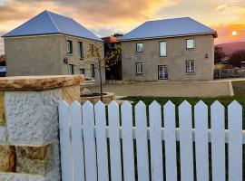 Triabunna Barracks，位于特赖厄班纳的住宿加早餐旅馆