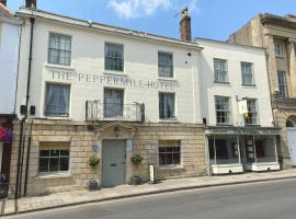 The Peppermill Town house Hotel & Restaurant，位于迪韦齐斯Kennet and Avon Canal附近的酒店