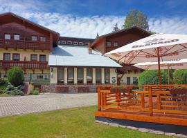 Rodinný "Hotel U Můstků"，位于代斯纳的酒店