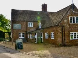 The Hollybush Inn and B&B