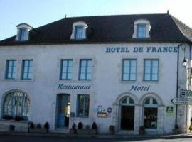 Logis Hotel De France，位于圣萨万的酒店