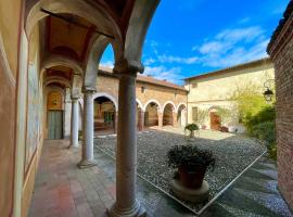 Villa Bottini ideale per relax di lusso，位于Robecco dʼOglio的低价酒店