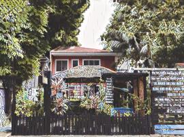 Casa Isabel Hostel，位于班塔延岛的酒店
