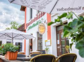 Hotel-Restaurant-Eiscafè Stadtmitte，位于Brück的酒店