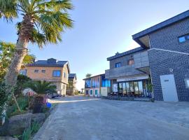 Gentle Resort，位于济州市的酒店