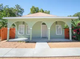 3 BR1 BA Remodeled Home Near Downtown