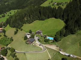 Pension Gasthof Haselstaude，位于圣莱奥纳尔多因帕西里亚的酒店