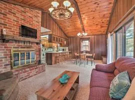 Less Than 3 Mi to Higgins Lake Roscommon Cabin with Deck