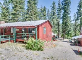 The Cabins at Cloudcroft，位于克劳德克罗夫特的酒店