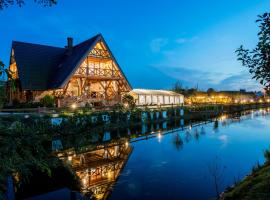 Helenówka AGRO & SPA，位于Komorów的酒店