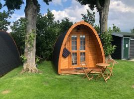 Tiny Camping Pod，位于Warmond的小屋