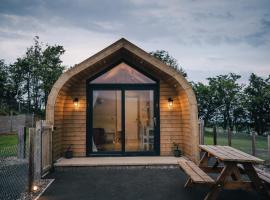 Carntogher Cabins，位于伦敦德里的露营地