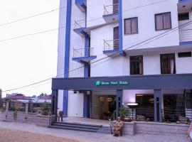Green Pearl Hotels，位于亚的斯亚贝巴的酒店