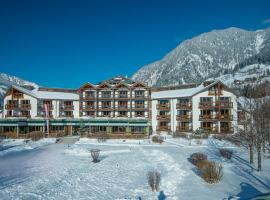 Hotel Das Gastein - ganzjährig inklusive Alpentherme Gastein & Sommersaison inklusive Gasteiner Bergbahnen，位于巴特霍夫加施泰因的酒店