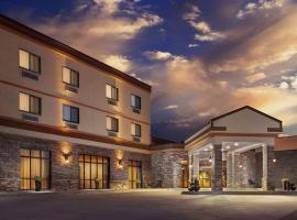 Roosevelt Grand Dakota SureStay Collection by Best Western，位于迪金森的酒店