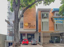 Capital O The Regia Cihampelas Hotel Bandung，位于万隆的酒店